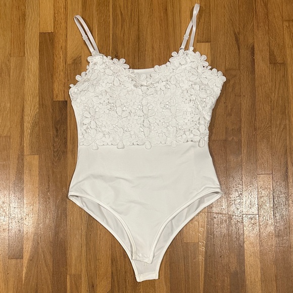 SHEIN Tops - Shein | Women’s White Floral Bodysuit